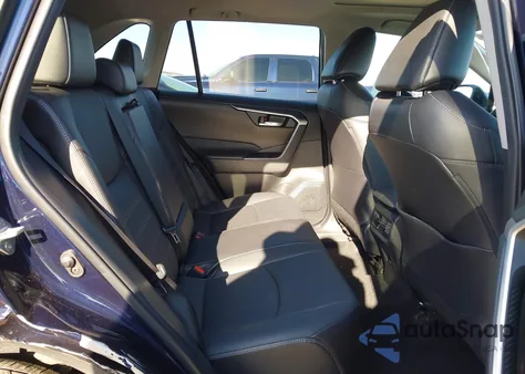 2022 Toyota Rav4 Xle Premium из США, поврежденный, VIN 2T3C1RFV1NW202494